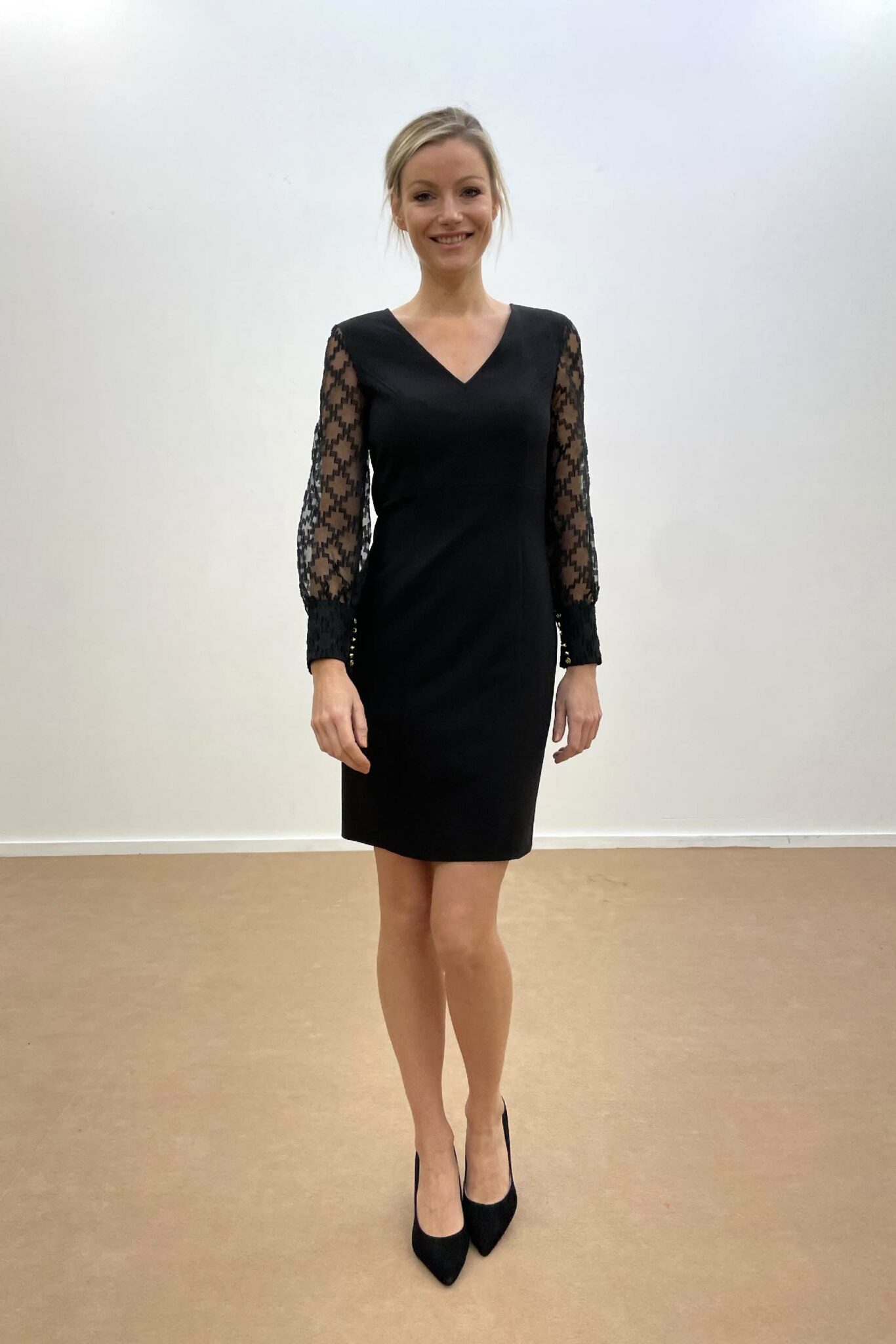 Black Dress Linea Raffaelli