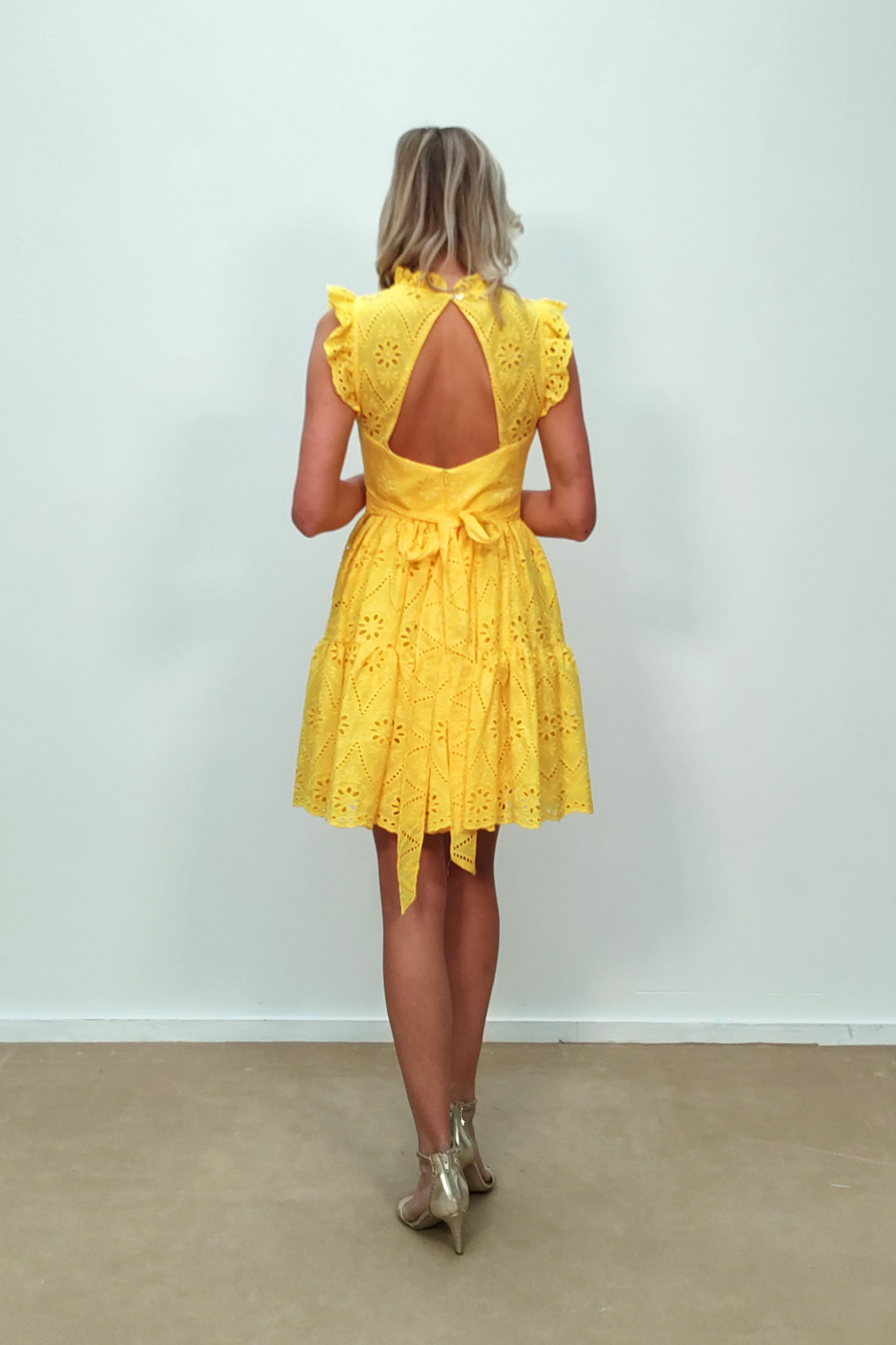 Yellow lace sales dress short